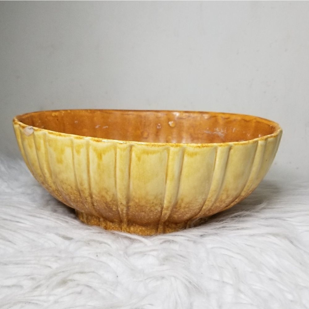 Haeger pottery planter vintage farmhouse style